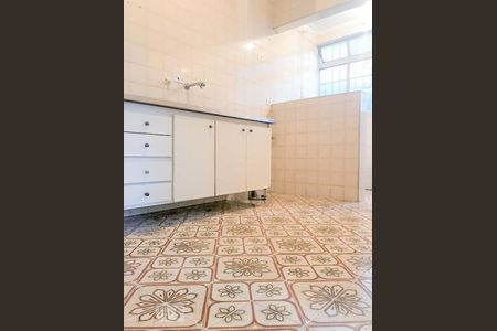 Cozinha de apartamento para alugar com 2 quartos, 48m² em Vila Madalena, São Paulo