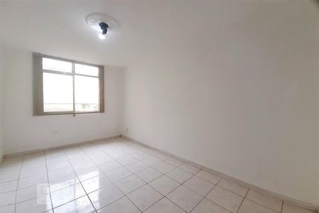 Sala de apartamento para alugar com 1 quarto, 48m² em Pilares, Rio de Janeiro