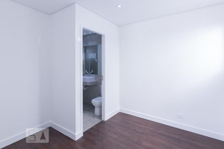 Suíte 1 de casa para alugar com 3 quartos, 87m² em Vila Leopoldina, São Paulo