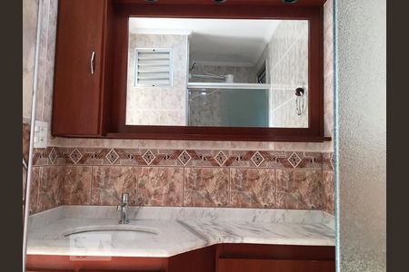 banheiro de apartamento à venda com 3 quartos, 84m² em Jardim dos Oliveiras, Campinas