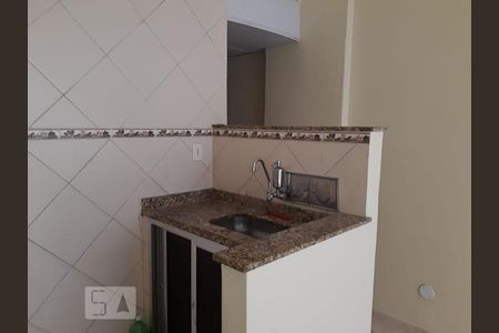 Cozinha de kitnet/studio para alugar com 1 quarto, 39m² em Centro, Niterói