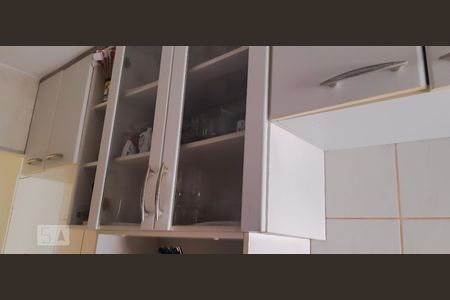 Cozinha de apartamento à venda com 2 quartos, 55m² em Jardim Santa Emília, São Paulo