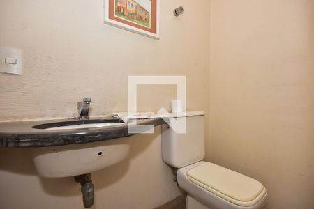 Lavabo de apartamento para alugar com 3 quartos, 150m² em Real Parque, São Paulo