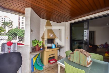 Varanda de apartamento para alugar com 3 quartos, 150m² em Real Parque, São Paulo