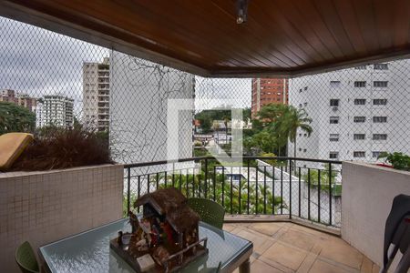 Varanda de apartamento para alugar com 3 quartos, 150m² em Real Parque, São Paulo