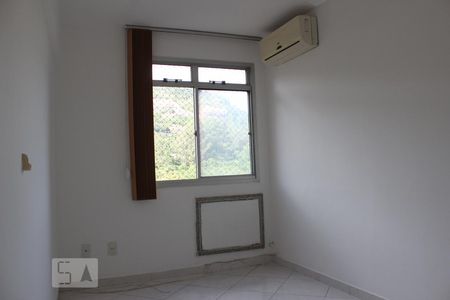 Quarto 1 de apartamento à venda com 2 quartos, 54m² em Itanhangá, Rio de Janeiro