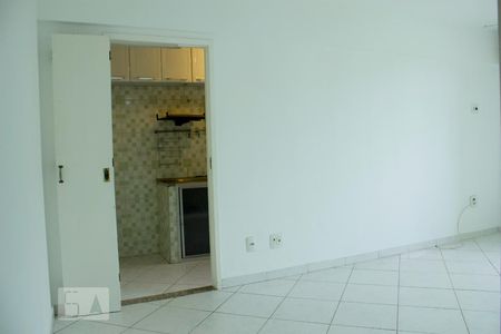 Sala de apartamento à venda com 2 quartos, 54m² em Itanhangá, Rio de Janeiro