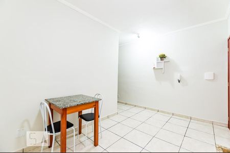 Sala - Cozinha de kitnet/studio para alugar com 1 quarto, 32m² em Cidade Universitária, Campinas