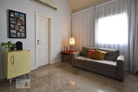 Suíte 1 de casa de condomínio à venda com 5 quartos, 750m² em Barra da Tijuca, Rio de Janeiro