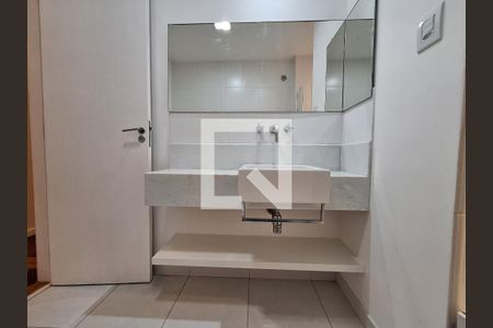 Banheiro da suíte  de apartamento para alugar com 1 quarto, 70m² em Botafogo, Rio de Janeiro