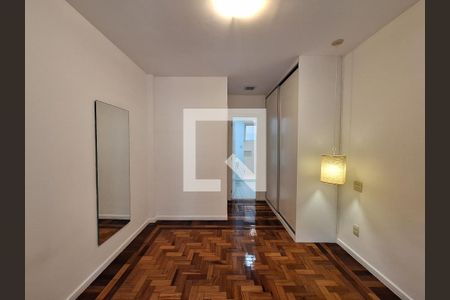 Suíte  de apartamento para alugar com 1 quarto, 70m² em Botafogo, Rio de Janeiro