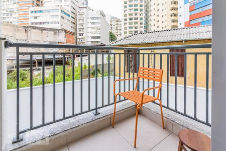 Varanda de kitnet/studio para alugar com 1 quarto, 28m² em Bela Vista, São Paulo