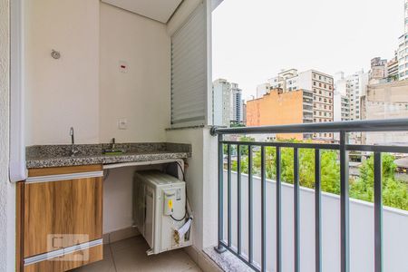 Varanda de kitnet/studio para alugar com 1 quarto, 28m² em Bela Vista, São Paulo