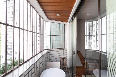 Varanda da sala de apartamento à venda com 4 quartos, 180m² em Sion, Belo Horizonte