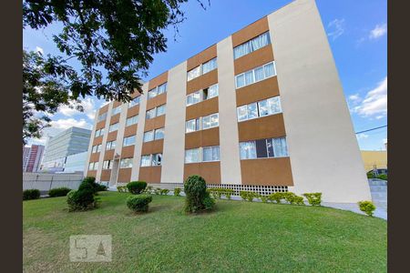 Fachada de apartamento para alugar com 3 quartos, 66m² em Portão, Curitiba