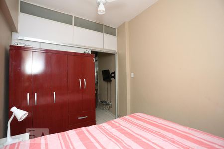 Quarta de apartamento à venda com 1 quarto, 38m² em Copacabana, Rio de Janeiro