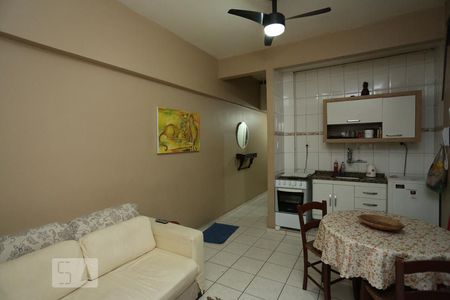 Sala de apartamento à venda com 1 quarto, 38m² em Copacabana, Rio de Janeiro