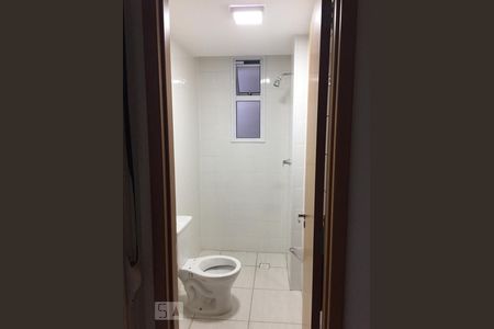 banheiro de apartamento para alugar com 2 quartos, 56m² em Saúde, São Paulo