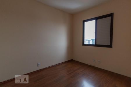 Quarto 2 de apartamento para alugar com 2 quartos, 55m² em Jardim Ester, São Paulo