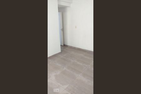 Quarto de casa para alugar com 1 quarto, 100m² em Cerâmica, São Caetano do Sul