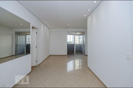 Apartamento para alugar com 3 quartos, 75m² em Belvedere, Belo Horizonte