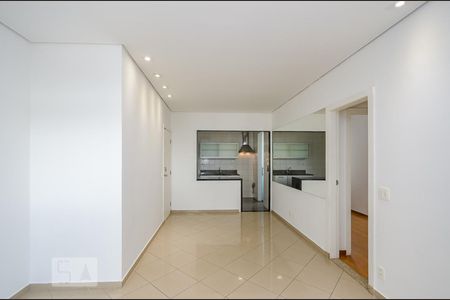 Apartamento para alugar com 3 quartos, 75m² em Belvedere, Belo Horizonte