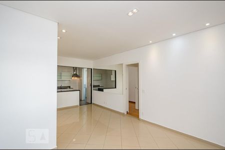 Apartamento para alugar com 3 quartos, 75m² em Belvedere, Belo Horizonte