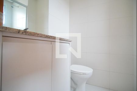 Banheiro da Suíte de apartamento para alugar com 2 quartos, 69m² em Bela Vista, Porto Alegre