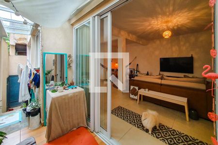 Varanda de casa para alugar com 1 quarto, 140m² em Vila Monumento, São Paulo