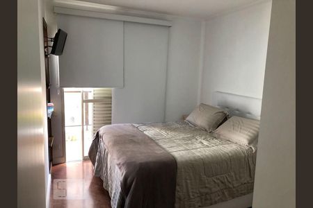 Suite de apartamento à venda com 3 quartos, 102m² em Vila Gumercindo, São Paulo