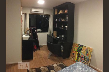 Quarto de apartamento para alugar com 2 quartos, 95m² em Barra da Tijuca, Rio de Janeiro