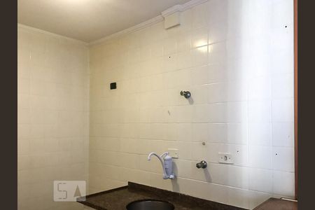 Cozinha de apartamento para alugar com 1 quarto, 36m² em Itaim Bibi, São Paulo