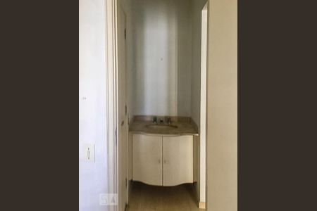 Banheiro de apartamento para alugar com 1 quarto, 36m² em Itaim Bibi, São Paulo