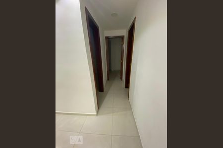 Corredor de apartamento para alugar com 2 quartos, 65m² em Pechincha, Rio de Janeiro