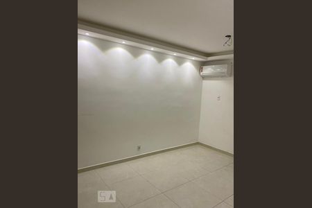 Sala de apartamento para alugar com 2 quartos, 65m² em Pechincha, Rio de Janeiro