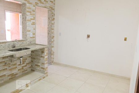 Cozinha  de casa para alugar com 1 quarto, 50m² em Cidade Patriarca, São Paulo