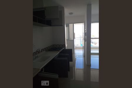 Cozinha de apartamento para alugar com 2 quartos, 75m² em Bela Vista, São José