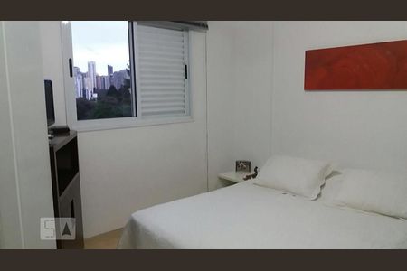 Quarto de apartamento à venda com 3 quartos, 139m² em Vila Suzana, São Paulo