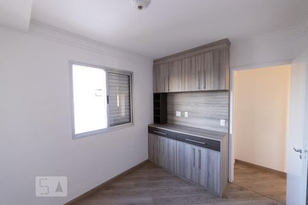 Quarto 2 de apartamento para alugar com 2 quartos, 58m² em Vila Santa Clara, São Paulo