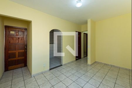 Sala de apartamento para alugar com 2 quartos, 70m² em Floramar, Belo Horizonte