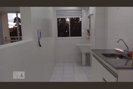 Cozinha e Área de Serviço de apartamento à venda com 2 quartos, 48m² em Jardim Henriqueta, Taboão da Serra
