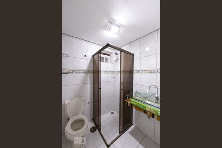 Banheiro Social de apartamento à venda com 3 quartos, 70m² em Sítio Pinheirinho, São Paulo