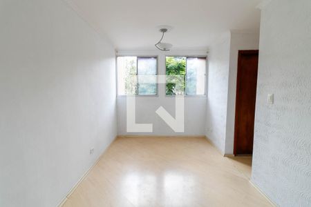 Sala de apartamento para alugar com 2 quartos, 52m² em Vila Sílvia, São Paulo