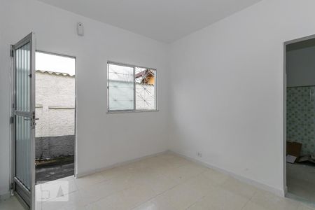 Sala de casa para alugar com 4 quartos, 200m² em Penha Circular, Rio de Janeiro