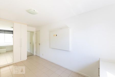 Suite  de apartamento à venda com 3 quartos, 175m² em São Francisco, Niterói
