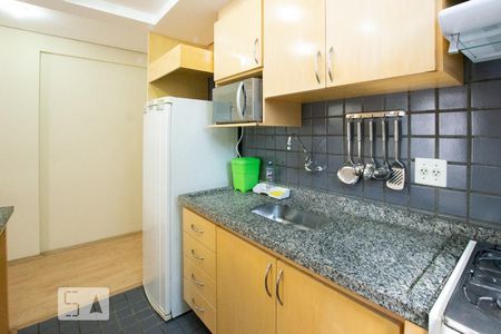 Cozinha de apartamento para alugar com 1 quarto, 55m² em Moema, São Paulo