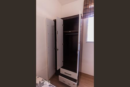 Quarto 2 - Armário 2  de apartamento à venda com 2 quartos, 48m² em Frei Leopoldo, Belo Horizonte