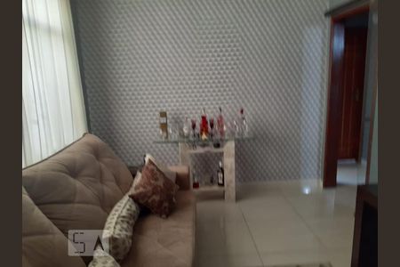 Sala de casa à venda com 2 quartos, 250m² em Barreto, Niterói