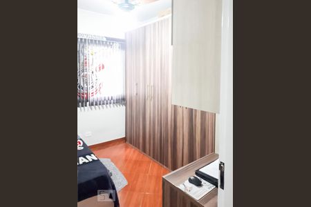 Quarto 1 de apartamento para alugar com 3 quartos, 70m² em Jardim Tupanci, Barueri