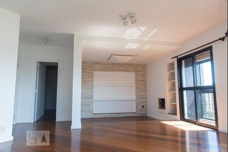 Apartamento para alugar com 204m², 4 quartos e 4 vagasSala